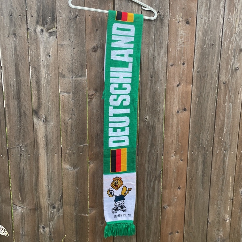 Vintage UEFA EURO 96 ENGLAND DEUTSCHLAND FOOTBALL SOCCER SCARF GOOD CONDITION